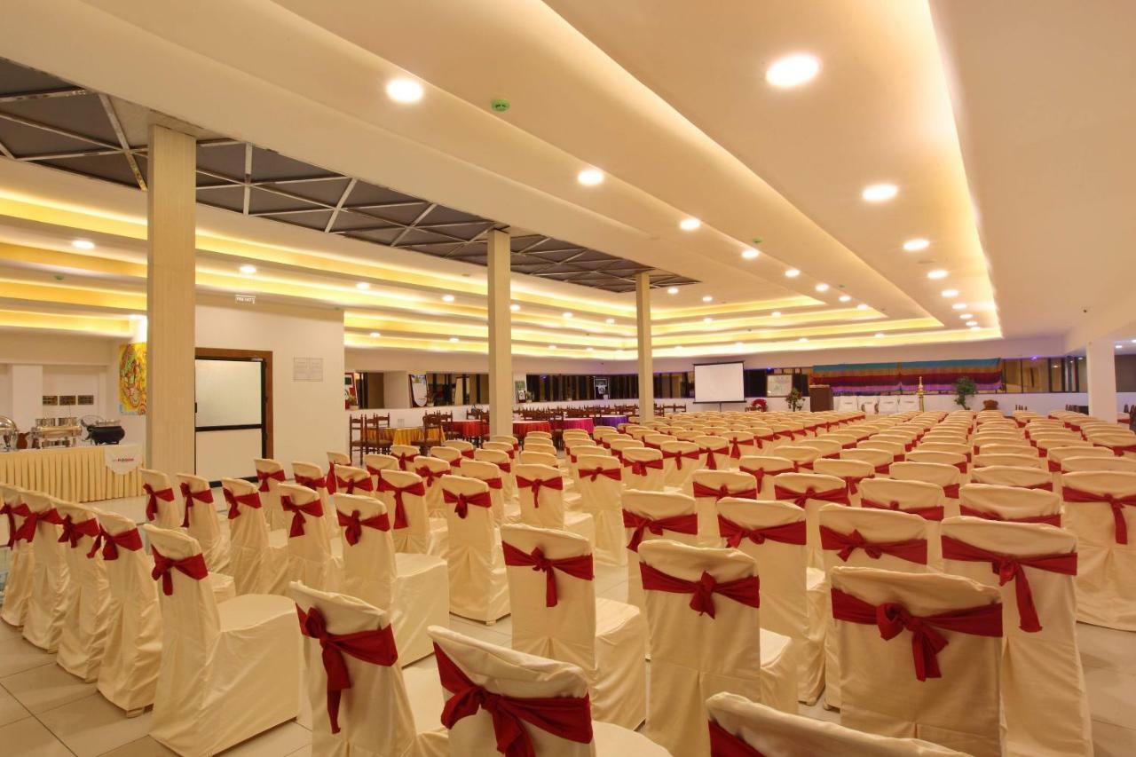 Hotel Rohini International Kallār Dış mekan fotoğraf