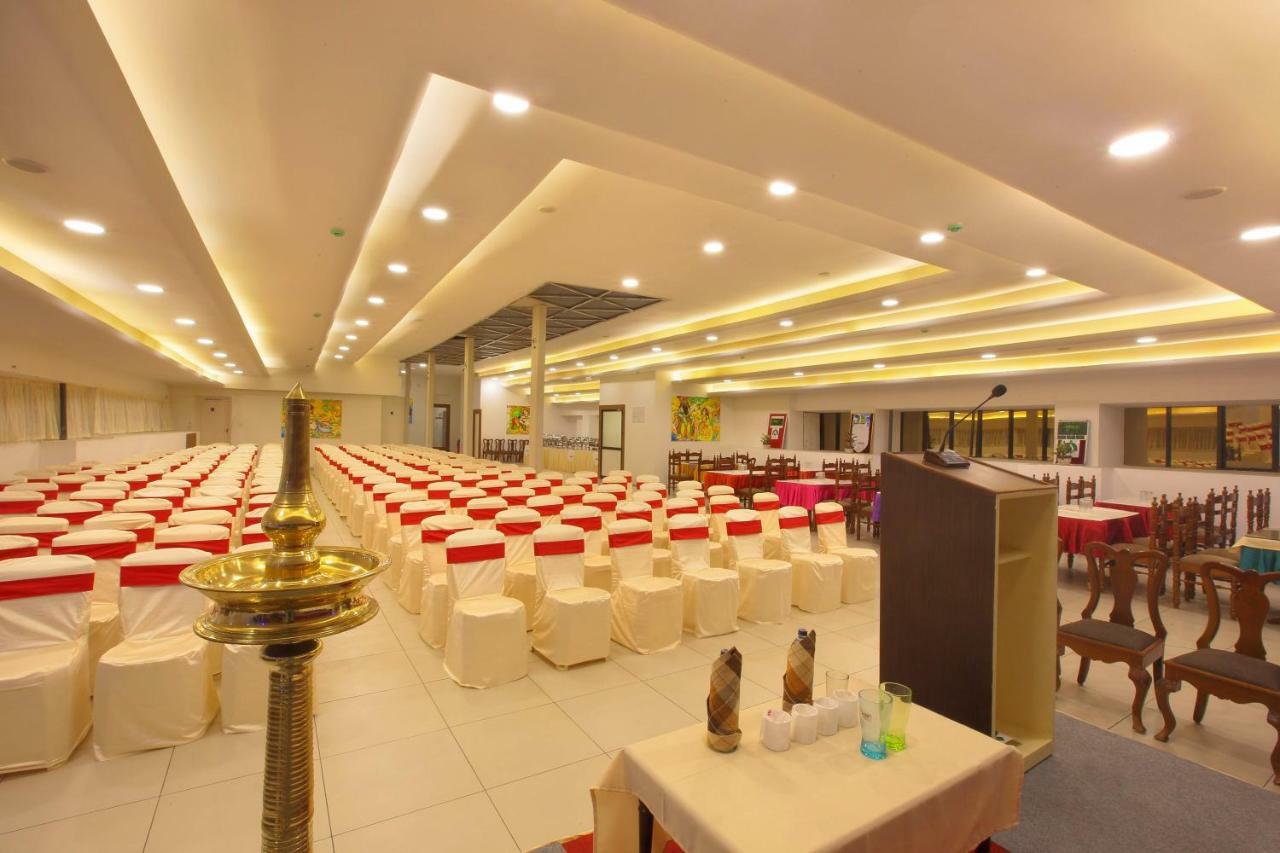 Hotel Rohini International Kallār Dış mekan fotoğraf