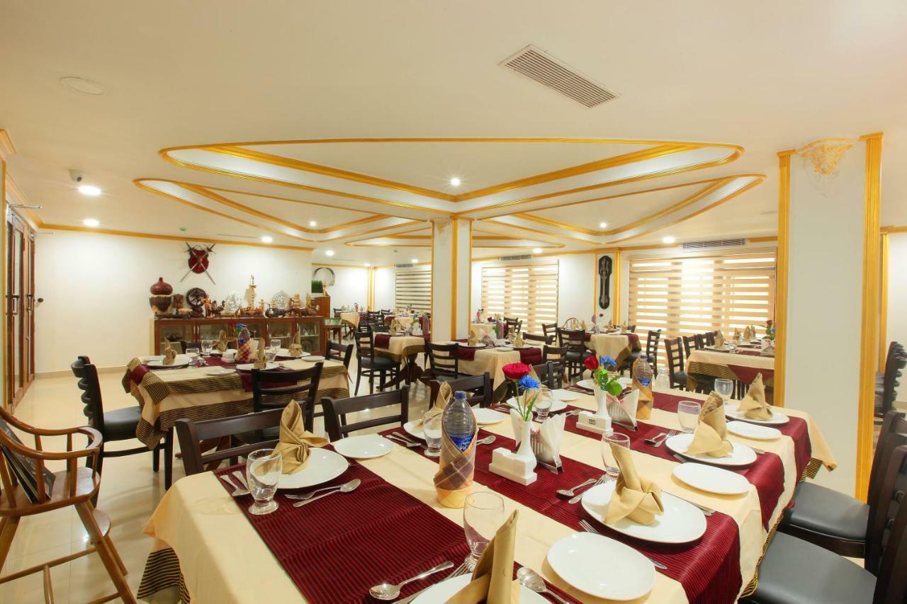 Hotel Rohini International Kallār Dış mekan fotoğraf