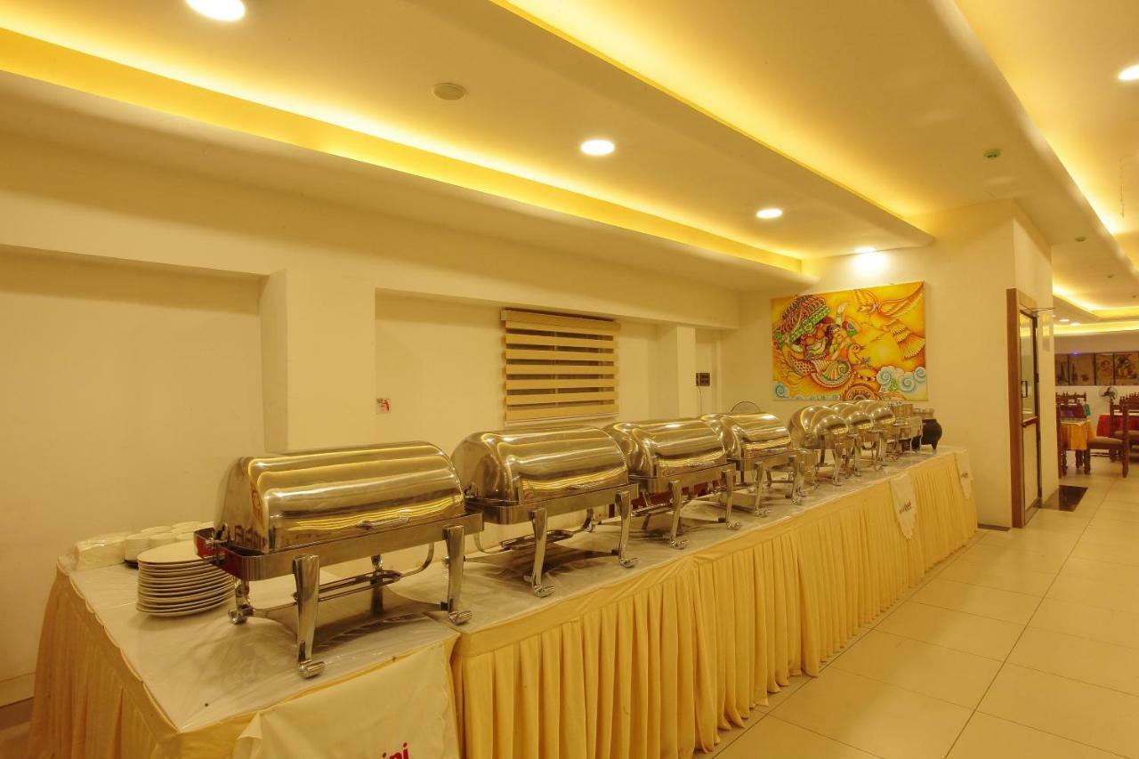 Hotel Rohini International Kallār Dış mekan fotoğraf